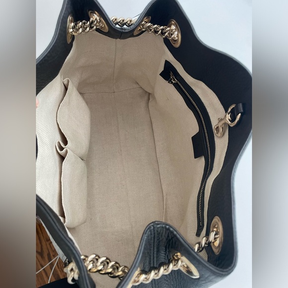 GUCCI Medium SoHo Chain Tote - Picture 9 of 16